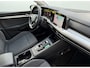 Volkswagen Golf 1.0 eTSI AUTOMAAT Life, achteruitrijcamera, navigatie, sfeerverlichting, climaat, 1 e eigenaar, NL auto met nap