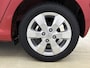 Toyota Aygo 1.0-12V Aspiration Red Automaat | volledig onderhouden | Half lederen bekleding | Airco | elektrische ramen | Velgen