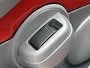 Toyota Aygo 1.0-12V Aspiration Red Automaat | volledig onderhouden | Half lederen bekleding | Airco | elektrische ramen | Velgen