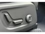 Volvo XC40 B4 Plus Dark | Trekhaak | 21'' Heico Velgen | Panoramisch schuif-/ kanteldak | Elektrische voorstoelen met geheugenfunctie | Harman Kardon | 360 graden camera | Extra getint glas | Stoel-/ stuurwielverwarming | Pilot assist