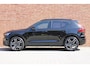 Volvo XC40 B4 Plus Dark | Trekhaak | 21'' Heico Velgen | Panoramisch schuif-/ kanteldak | Elektrische voorstoelen met geheugenfunctie | Harman Kardon | 360 graden camera | Extra getint glas | Stoel-/ stuurwielverwarming | Pilot assist