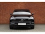 Volvo EX30 P3 Plus Europa 51 kWh | Elektrisch verstelbare voorstoelen | Stoel-/ stuurwielverwarming | Harman Kardon | Pilot assist | BLIS | Apple carplay/ Android auto | 18 inch. lichtmetalen velgen | Keyless entry | Elektrisch bedienbare achterklep