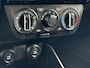 Suzuki Swift 1.2 Select Smart Hybrid | Apple carplay | Stoelverwarming | Camera | Lichtmetalen Velgen | Airco | Metallic lak | Uniek lage km-stand!! |