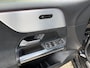 Mercedes-Benz B-klasse 250 e AMG Line 18''/Dodehoek/Camera/Keyless/Sfeerverlichting/DAB/PDC v+a/Stoelverwarming/Apple Carplay & Android Auto
