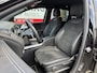 Mercedes-Benz B-klasse 250 e AMG Line 18''/Dodehoek/Camera/Keyless/Sfeerverlichting/DAB/PDC v+a/Stoelverwarming/Apple Carplay & Android Auto
