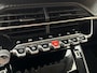 Peugeot 208 PureTech 100 Allure | Carplay/Android Auto | Navigatie | Bluetooth | Parkeersensoren achter | Climate Control | Cruise Control |