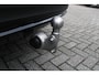 Volvo XC40 B4 Plus Dark | Trekhaak | Verwarmbare voorstoelen en stuurwiel |  Adaptieve cruise control | Premium audio by Harman Kardon | Apple carplay/Android auto | Keyless