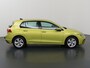 Volkswagen Golf 1.0 eTSI Life | Trekhaak | Navigatie | Cruise Control Adaptief | Parkeersensoren |