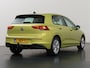 Volkswagen Golf 1.0 eTSI Life | Trekhaak | Navigatie | Cruise Control Adaptief | Parkeersensoren |