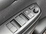 Toyota Yaris 1.5 Hybrid 130 Executive | BTW voertuig | Dodehoek detectie | Stoel+stuurverwarming | Parkeersensoren Voor+achter | Climate Control | Cruise Control Adaptive | Apple CarPlay/Android auto | Draadloze telefoonlader |