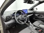 Toyota Yaris 1.5 Hybrid 130 Executive | BTW voertuig | Dodehoek detectie | Stoel+stuurverwarming | Parkeersensoren Voor+achter | Climate Control | Cruise Control Adaptive | Apple CarPlay/Android auto | Draadloze telefoonlader |