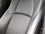 Toyota Yaris 1.5 Hybrid 130 Executive | BTW voertuig | Dodehoek detectie | Stoel+stuurverwarming | Parkeersensoren Voor+achter | Climate Control | Cruise Control Adaptive | Apple CarPlay/Android auto | Draadloze telefoonlader |