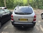 Hyundai Tucson 2.0i Dynamic | NIEUWE APK | 12 MND GARANTIE | AIRCO | ELEC RAMEN |
