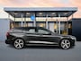 Volvo V60 T6 Recharge Ultra Dark | 19" | Trekhaak | 360 Camera | Getint Glas | Elektr. verst. Sportstoelen | Panoramadak | Harman Kardon| Head-Up | Full LED