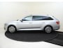 Skoda Superb Combi 1.4 TSI iV Business Edition | SoH 95% | Trekhaak | Adaptieve cruise control | Adaptieve demping | Navigatie | Lane assist | Stoelverwarming | Carplay |