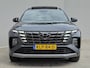 Hyundai Tucson 1.6 T-GDI HEV N Line / Trekgewicht 1650 kg / Elektrische achterklep / Glazen schuif- en kanteldak / Stuur- Stoel & Achterbank verwarming / Rondomzicht camera / Adaptief cruise control / Keyless Entry/Start / Apple Carplay Android Auto /