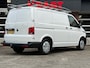 Volkswagen Transporter 2.0 TDI L1H1|110PK|airco|cruise|bluetooth|trekhaak|parkeersensoren achter|imperiaal|drie zitplaatsen|EURO6.