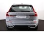 Volvo XC60 T6 Recharge AWD Plus Dark - Panorama/schuifdak - IntelliSafe Assist & Surround - 360º Camera - Verwarmde voorstoelen, stuur & achterbank - Parkeersensoren voor & achter - Elektr. bedienb. voorstoelen met geheugen - Draadloze tel. lader - Inklapbare trekhaak - 19' LMV