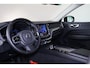 Volvo XC60 T6 Recharge AWD Plus Dark - Panorama/schuifdak - IntelliSafe Assist & Surround - 360º Camera - Verwarmde voorstoelen, stuur & achterbank - Parkeersensoren voor & achter - Elektr. bedienb. voorstoelen met geheugen - Draadloze tel. lader - Inklapbare trekhaak - 19' LMV