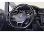 Volkswagen Touran 1.4 TSI Highline R-line, 7-Persoons, Trekhaak, Kinderzitjes!