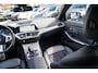 BMW 3-Serie 330e | Head Up Display | 360 Camera | Stoelverwarming | Apple Carplay