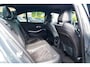 BMW 3-Serie 330e | Head Up Display | 360 Camera | Stoelverwarming | Apple Carplay