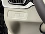 Volvo XC60 T8 Recharge Ultra Dark Executive Edition | 22" | Luchtvering | Gelaagd Glas | Geventileerd Nappa | Massagestoelen | Bowers & Wilkins | Panoramadak | Head-Up | 360 Camera | Elektr. verst. Stoelen | BLIS | Stoel/Stuur/Achterbankverwarming