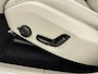 Volvo XC60 T8 Recharge Ultra Dark Executive Edition | 22" | Luchtvering | Gelaagd Glas | Geventileerd Nappa | Massagestoelen | Bowers & Wilkins | Panoramadak | Head-Up | 360 Camera | Elektr. verst. Stoelen | BLIS | Stoel/Stuur/Achterbankverwarming