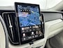 Volvo XC60 T8 Recharge Ultra Dark Executive Edition | 22" | Luchtvering | Gelaagd Glas | Geventileerd Nappa | Massagestoelen | Bowers & Wilkins | Panoramadak | Head-Up | 360 Camera | Elektr. verst. Stoelen | BLIS | Stoel/Stuur/Achterbankverwarming