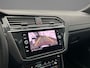 Volkswagen Tiguan R-Line Business 1.5 TSI 150pk DSG Automaat Trekhaak, Panoramadak, Lederen bekleding, Adaptive cruise control, Elektrische achterklep, LED matrix koplampen