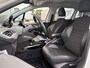 Peugeot 2008 1.2 PureTech Allure | Automaat | Camera | Navigatie | Climate control