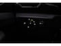 Volkswagen T-Cross Life Edition 1.0 TSI 95pk Adaptive cruise control, Achteruitrijcamera, Parkeersensoren, App connect, Stoelverwarming, LED koplampen