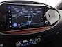 Toyota Aygo X 1.0 VVT-i S-CVT Envy | Stoelverwarming | Keyless | Groot Navigatiescherm | PDC voor en achter |