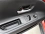 Toyota Aygo X 1.0 VVT-i S-CVT Envy | Stoelverwarming | Keyless | Groot Navigatiescherm | PDC voor en achter |