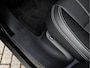 Land Rover Range Rover Velar 3.0 D300 AWD R-Dynamic SE | Luchtvering | Dealer Onderhouden | Adaptive Cruise | Panoramisch schuif-/kanteldak