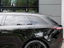 Land Rover Range Rover Velar 3.0 D300 AWD R-Dynamic SE | Luchtvering | Dealer Onderhouden | Adaptive Cruise | Panoramisch schuif-/kanteldak