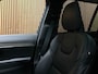 Volvo XC90 T8 AWD Recharge Ultra Dark | Vol! | Bowers & Wilkins | Luchtvering | Stoelventilatie | Trekhaak | Bodykit | 360 Camera | Head-Up Display | Stoelmassage | 455pk | Adaptieve Cruise Control | Stoelverwarming voor+achter | Stuurwielverwarming | Schuifdak | 22 Inch | Full LED Meesturende koplampen | Pilot Assist | BLIS Dode Hoek Detectie | Elektrische voorstoelen geheugen | Nappa Lederen bekleding | Zitting verlenging voorstoelen | Lederen Dashboard | Google Infotainment | Keyless Drive | Parkeersensoren voor+achter | Privacy Glass | Elektrisch bedienbare achterklep | Geïntegreerde zongordijnen achterportieren | Geïntegreerd kinderzitje achterin | Verlichte instaplijsten | 7-Persoons | 4-Zone Climate Control | DAB Radio | Apple Carplay/Android Auto | Alarm Klasse III | Draadloos telefoon opladen | Volvo On Call met mobiele App functie | Onyx Black Metallic |