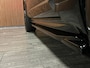 Volvo XC90 T8 AWD Recharge Ultra Dark | Vol! | Bowers & Wilkins | Luchtvering | Stoelventilatie | Trekhaak | Bodykit | 360 Camera | Head-Up Display | Stoelmassage | 455pk | Adaptieve Cruise Control | Stoelverwarming voor+achter | Stuurwielverwarming | Schuifdak | 22 Inch | Full LED Meesturende koplampen | Pilot Assist | BLIS Dode Hoek Detectie | Elektrische voorstoelen geheugen | Nappa Lederen bekleding | Zitting verlenging voorstoelen | Lederen Dashboard | Google Infotainment | Keyless Drive | Parkeersensoren voor+achter | Privacy Glass | Elektrisch bedienbare achterklep | Geïntegreerde zongordijnen achterportieren | Geïntegreerd kinderzitje achterin | Verlichte instaplijsten | 7-Persoons | 4-Zone Climate Control | DAB Radio | Apple Carplay/Android Auto | Alarm Klasse III | Draadloos telefoon opladen | Volvo On Call met mobiele App functie | Onyx Black Metallic |