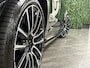 Volvo XC90 T8 AWD Recharge Ultra Dark | Vol! | Bowers & Wilkins | Luchtvering | Stoelventilatie | Trekhaak | Bodykit | 360 Camera | Head-Up Display | Stoelmassage | 455pk | Adaptieve Cruise Control | Stoelverwarming voor+achter | Stuurwielverwarming | Schuifdak | 22 Inch | Full LED Meesturende koplampen | Pilot Assist | BLIS Dode Hoek Detectie | Elektrische voorstoelen geheugen | Nappa Lederen bekleding | Zitting verlenging voorstoelen | Lederen Dashboard | Google Infotainment | Keyless Drive | Parkeersensoren voor+achter | Privacy Glass | Elektrisch bedienbare achterklep | Geïntegreerde zongordijnen achterportieren | Geïntegreerd kinderzitje achterin | Verlichte instaplijsten | 7-Persoons | 4-Zone Climate Control | DAB Radio | Apple Carplay/Android Auto | Alarm Klasse III | Draadloos telefoon opladen | Volvo On Call met mobiele App functie | Onyx Black Metallic |