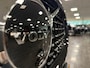 Volvo XC90 T8 AWD Recharge Ultra Dark | Vol! | Bowers & Wilkins | Luchtvering | Stoelventilatie | Trekhaak | Bodykit | 360 Camera | Head-Up Display | Stoelmassage | 455pk | Adaptieve Cruise Control | Stoelverwarming voor+achter | Stuurwielverwarming | Schuifdak | 22 Inch | Full LED Meesturende koplampen | Pilot Assist | BLIS Dode Hoek Detectie | Elektrische voorstoelen geheugen | Nappa Lederen bekleding | Zitting verlenging voorstoelen | Lederen Dashboard | Google Infotainment | Keyless Drive | Parkeersensoren voor+achter | Privacy Glass | Elektrisch bedienbare achterklep | Geïntegreerde zongordijnen achterportieren | Geïntegreerd kinderzitje achterin | Verlichte instaplijsten | 7-Persoons | 4-Zone Climate Control | DAB Radio | Apple Carplay/Android Auto | Alarm Klasse III | Draadloos telefoon opladen | Volvo On Call met mobiele App functie | Onyx Black Metallic |