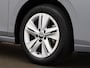 Volkswagen Golf 1.0 eTSI 110pk DSG Life · Camera · Apple/Android Car Play · Navigatie · P-Sensoren · Sfeerverlichting · 16'' Inch · Garantie t/m 06-02-2028 of 100.000km