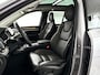 Volvo XC90 T8 Plug-in hybrid AWD Ultra Dark SOH 100% | Panoramadak | 360° camera | Bowers & Wilkins | Luchtvering | Stoelventilatie | Head-up Display | Trekhaak
