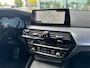 BMW 5-Serie Touring 540d xDrive High Executive M-Sport 320pk Panoramadak / Trekhaak / 360 Camera