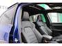 Volkswagen Golf 2.0 TSI R 4M PERFORMANCE | AKRAPOVIC | LEDER | PANO | LED IQ | HARMAN KARDON | CAMERA | ACC | 19" ESTORIL | 1E EIG