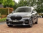 BMW X1 xDrive20i M-Sport | Trekhk | HUD | H+K | 1e Eig. | Full Options!