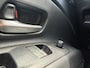 Toyota Aygo X 1.0 VVT-i MT Premium / Apple Carplay / NAP Logisch / Stoelverwarming / 18 INCH LM Velgen / Achteruitrijcamera / Adaptieve Cruise Control /