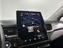 Renault Captur 90PK TCe Intens | Schuif/Kantel Dak | Camera | Parkeersensoren | Apple CarPlay/Android Auto | Cruise Control | Climate Control | 9,3" Navi | Armsteun | Licht & Regen Sensor | Full LED |