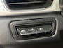 Renault Captur 90PK TCe Intens | Schuif/Kantel Dak | Camera | Parkeersensoren | Apple CarPlay/Android Auto | Cruise Control | Climate Control | 9,3" Navi | Armsteun | Licht & Regen Sensor | Full LED |