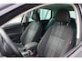 Volkswagen Golf 1.2 TSI Lounge | LED | R LINE VELGEN | CARPLAY | NAVIGATIE | CRUISE