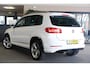 Volkswagen Tiguan 1.4 TSI R-line Pano Trek Cam Keyless Led Pdc